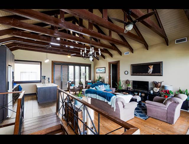 3 BEDROOM HOUSE FOR SALE IN BLUFF